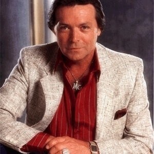 Talking With Mickey Gilley – February 16, 2012